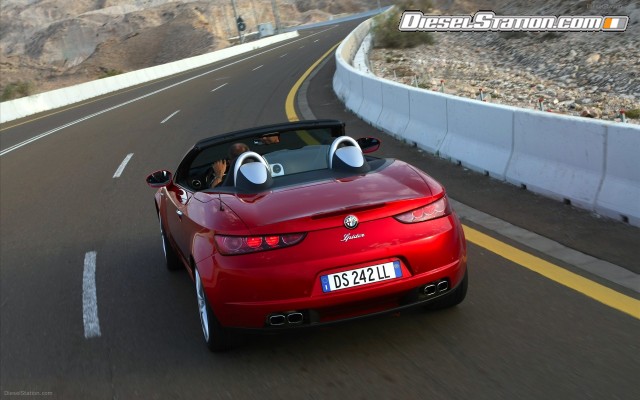 Alfa Romeo Alfa Romeo Spider 2009 Widescreen Picture #8 Alfa Romeo Alfa Romeo Spider 2009 Widescreen Picture #8